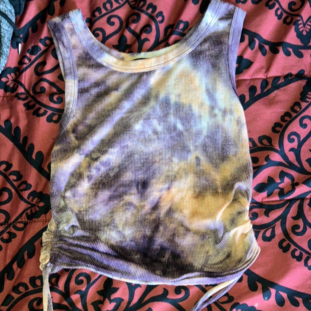 Cropped tie dye tank top